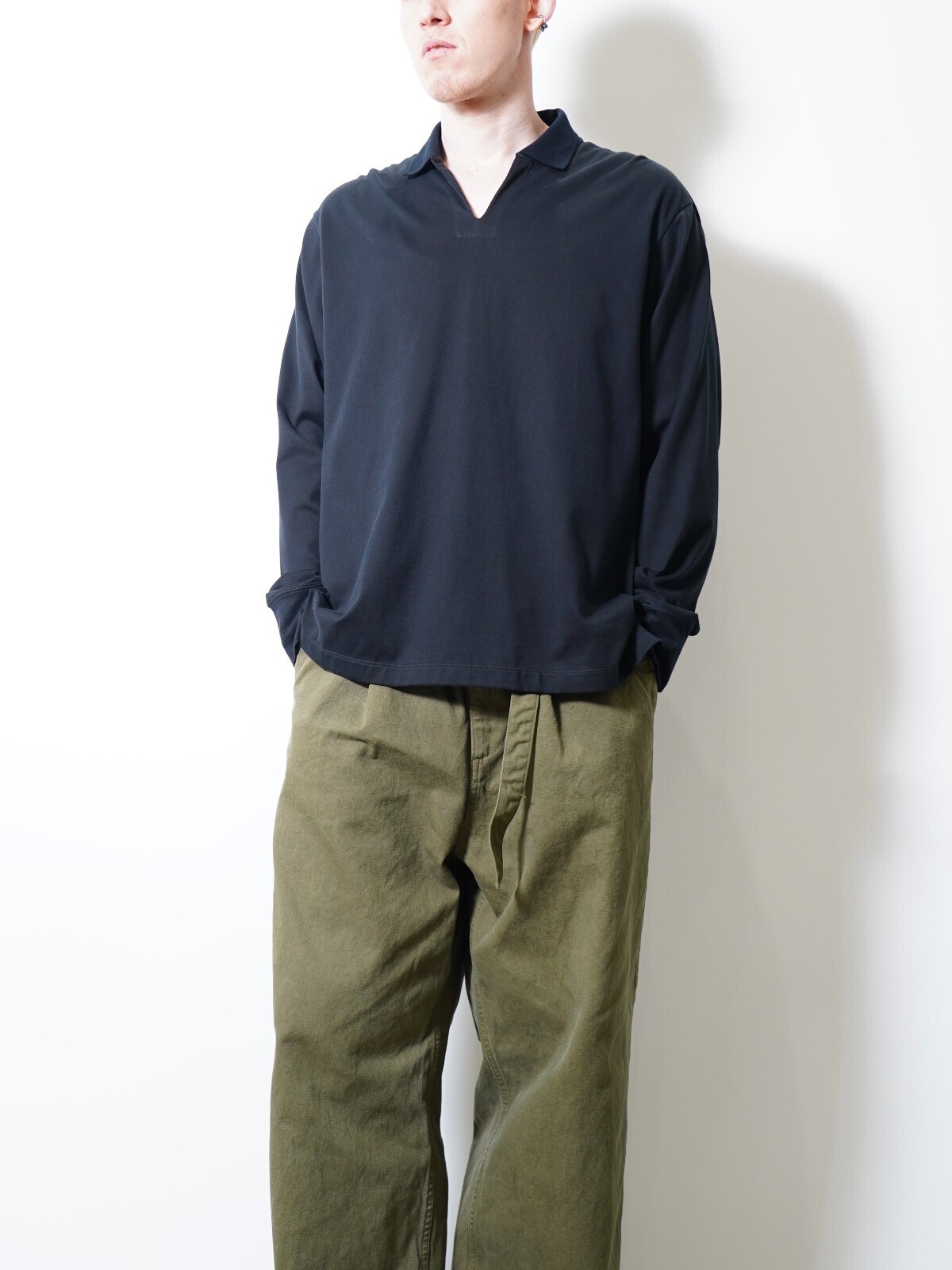 WONDER ROOM ESSE 여성 & 남성 The Pause "CAMELLIA" Skipper Shirt 이미지26