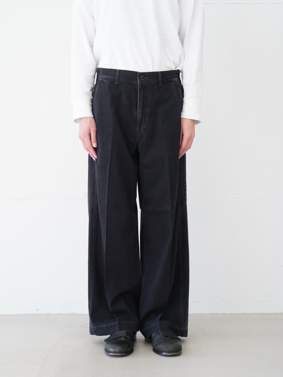サルト メンズ ライトデニムエンブロイダリーワイドパンツ 画像14