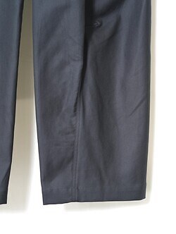 ネヴァーフォーゲット メンズ 2タックツイストトラウザーズ 画像10