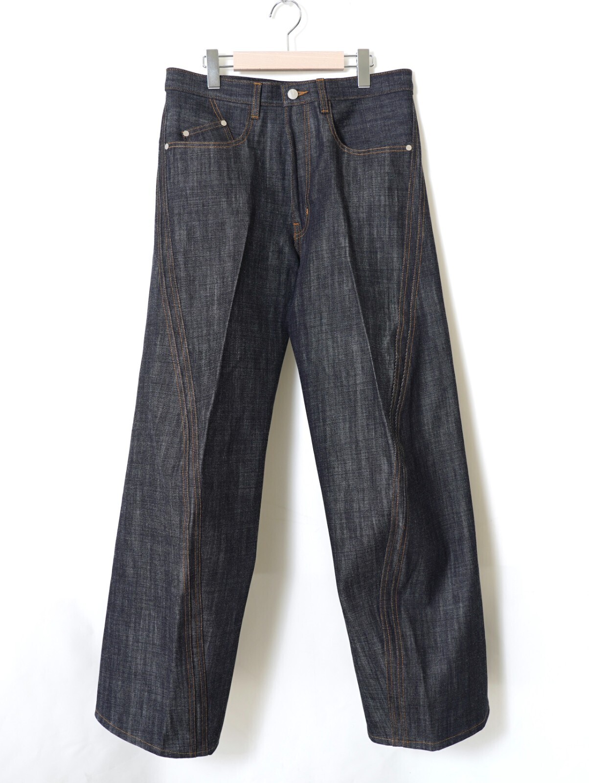 ネヴァーフォーゲット メンズ 3Dツイストワイドレッグジーンズ 画像4