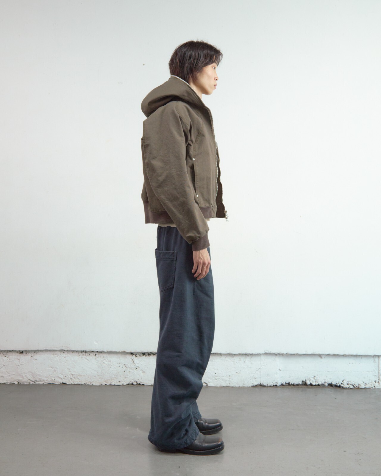 NVRFRGT MENS CURVED LEG LOUNGE PANTS IMAGE2