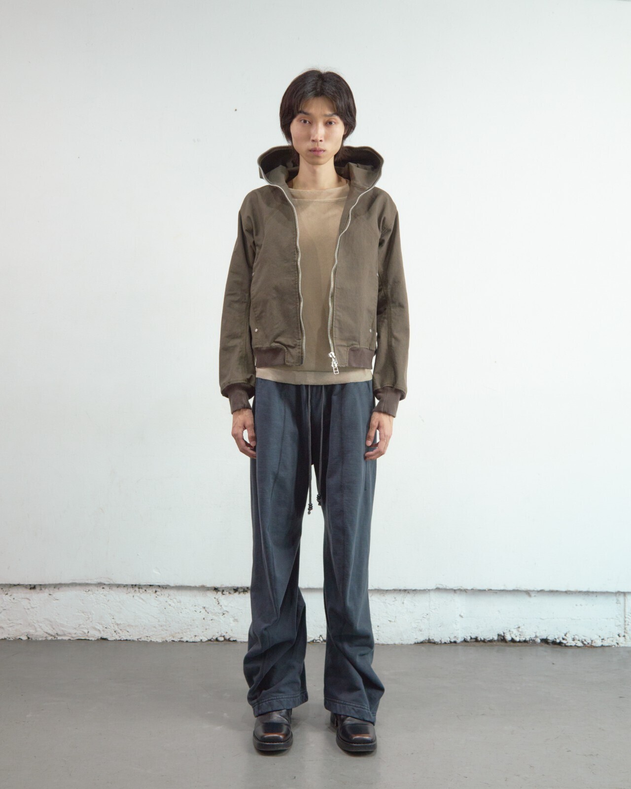 NVRFRGT MENS CURVED LEG LOUNGE PANTS IMAGE1