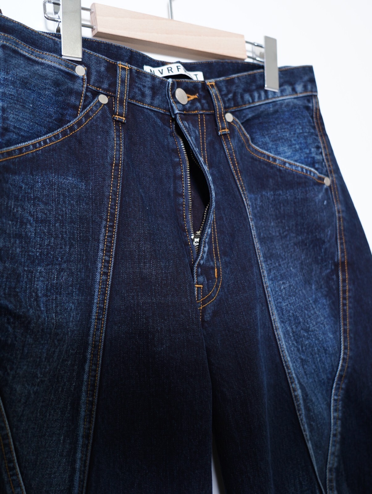 NVRFRGT 남성 3D TWISTED JORTS 이미지6