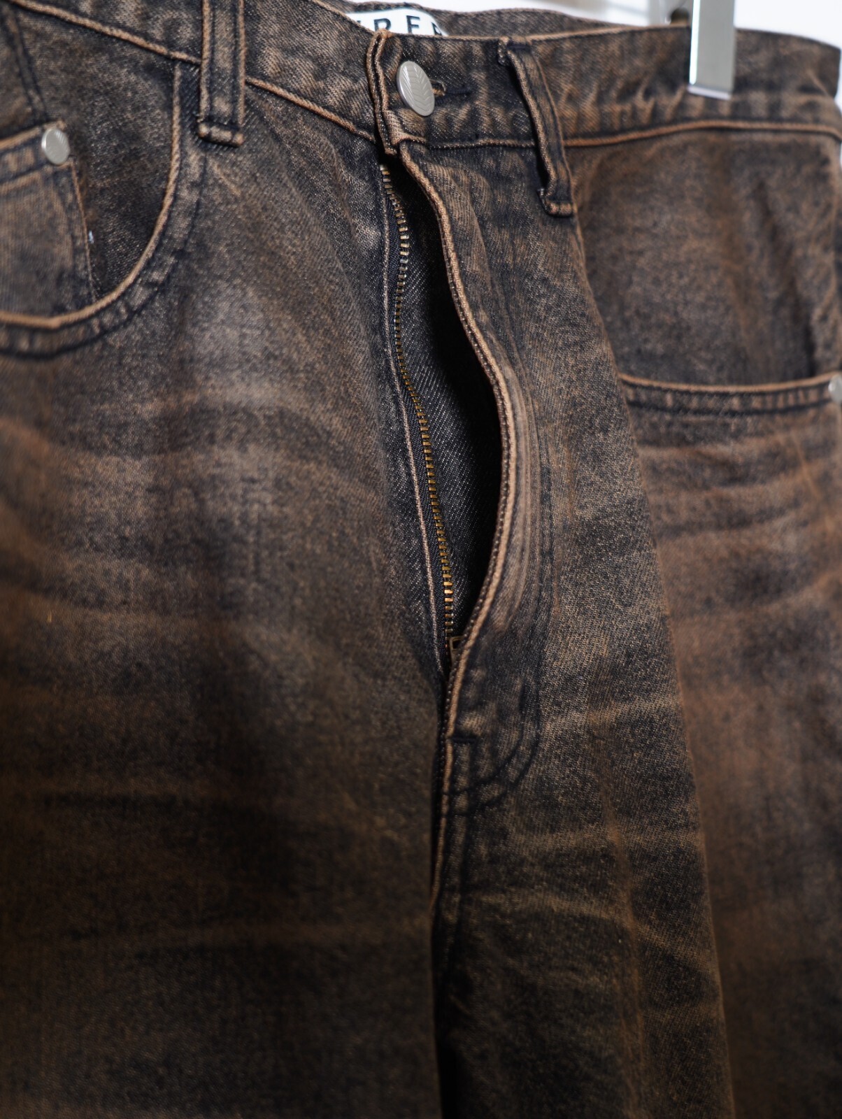 NVRFRGT 남성 3D TWISTED WIDE LEG JEANS 이미지19