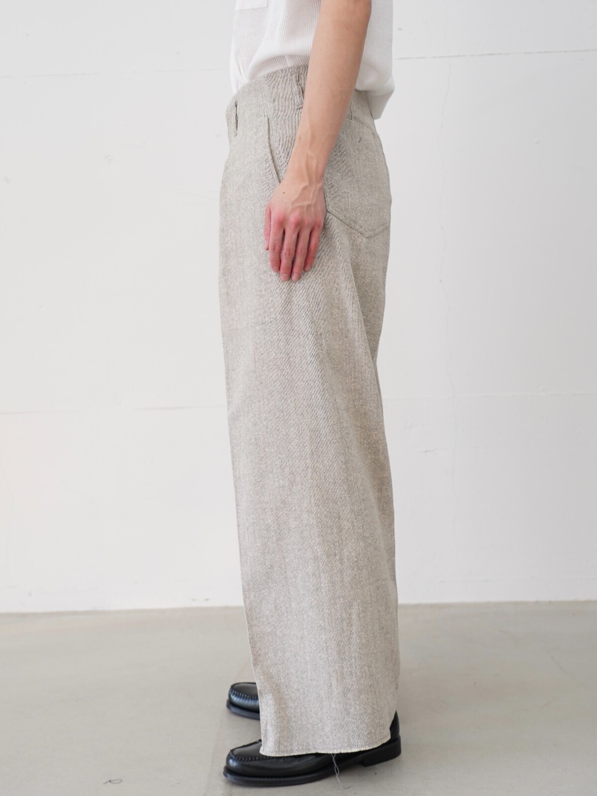 saby 남성 TUCK-BAGGY TYPE 3 - Bishu Japan Silk Linen FAB - 이미지2