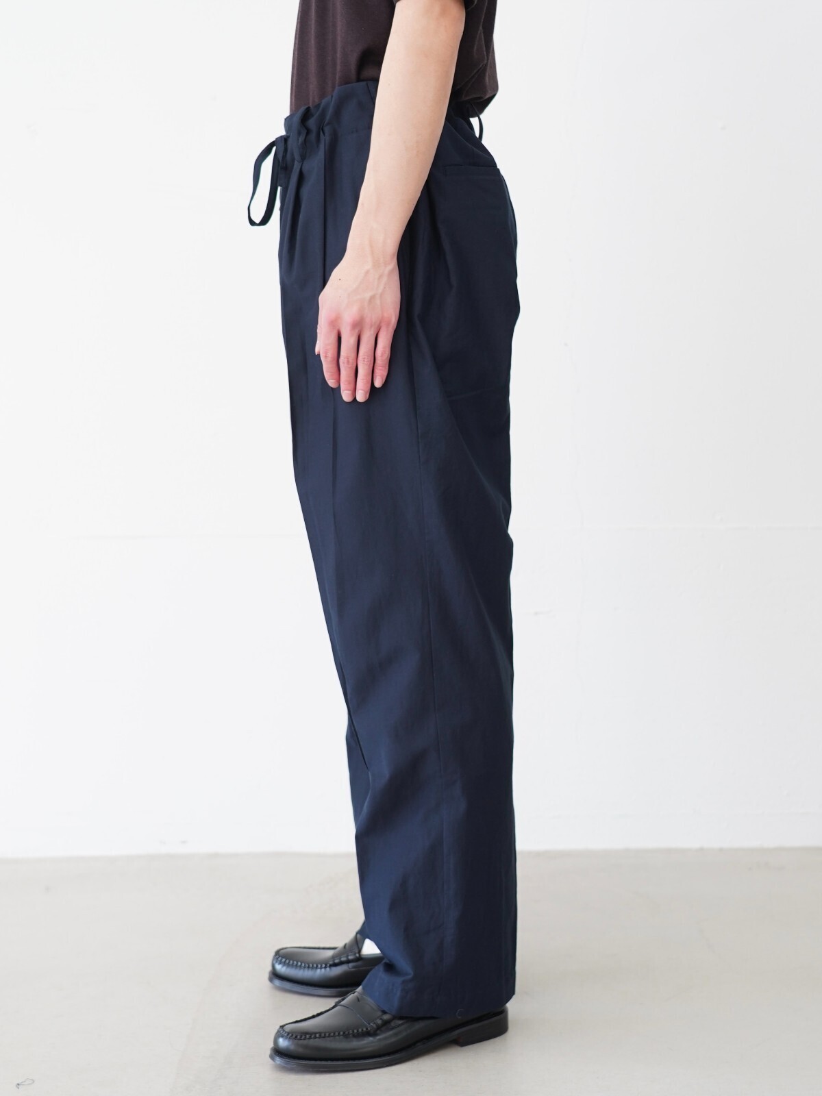 FUJI 남성 COTTON SILK BELTLESS PANTS 이미지3
