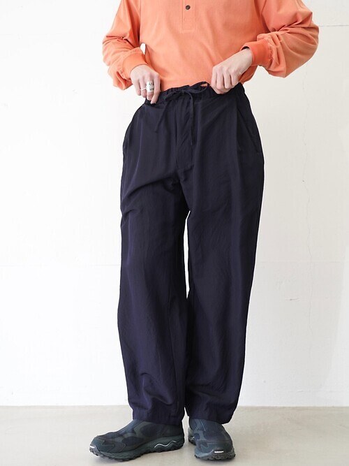 WASHED WOOL SILK TWILL DRAWSTRING PANTS｜ULTERIOR 男裝