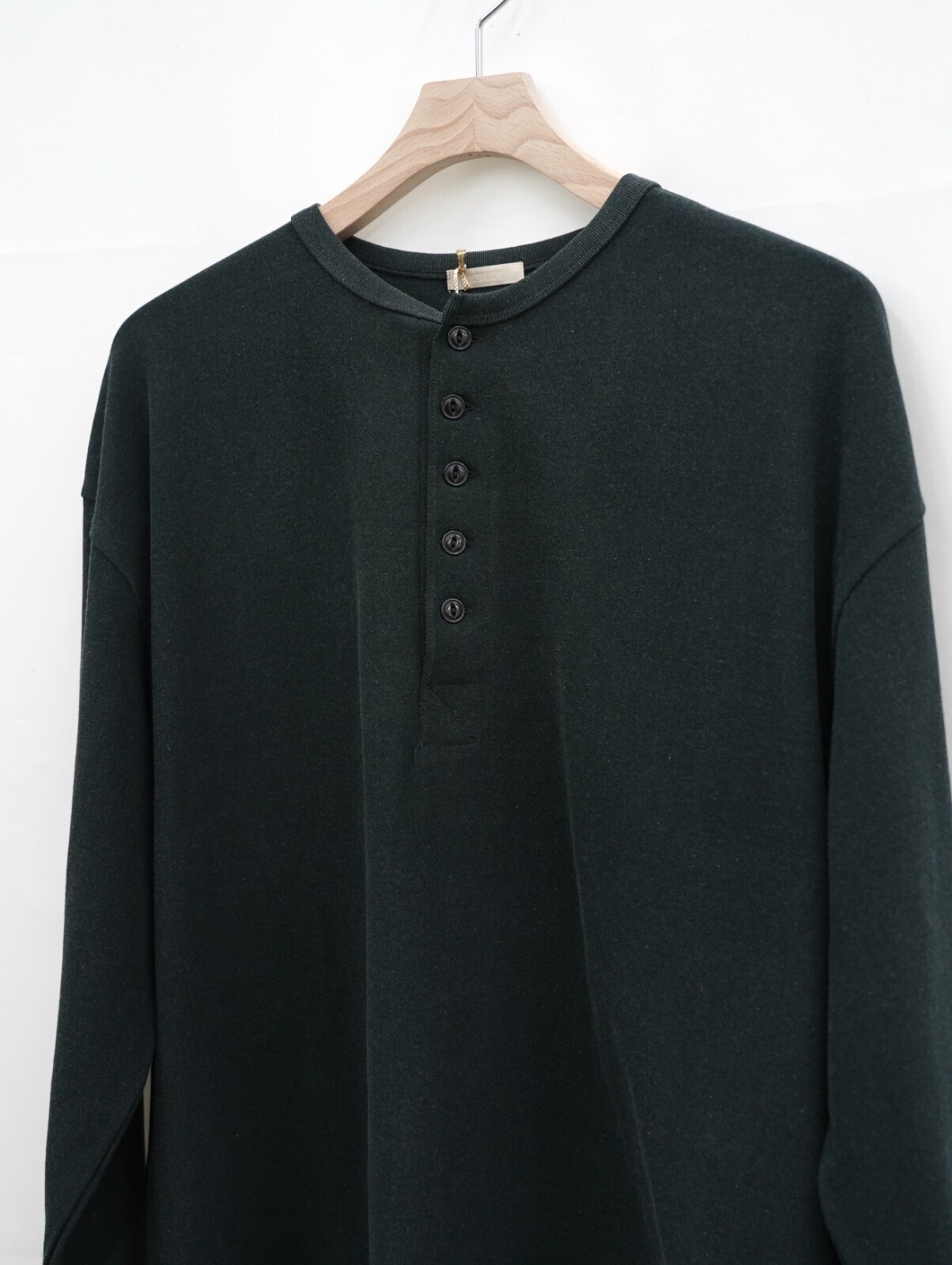 ULTERIOR 男士 FADED TWIST TENJIKU HENLEY-NECK TOP 圖片7