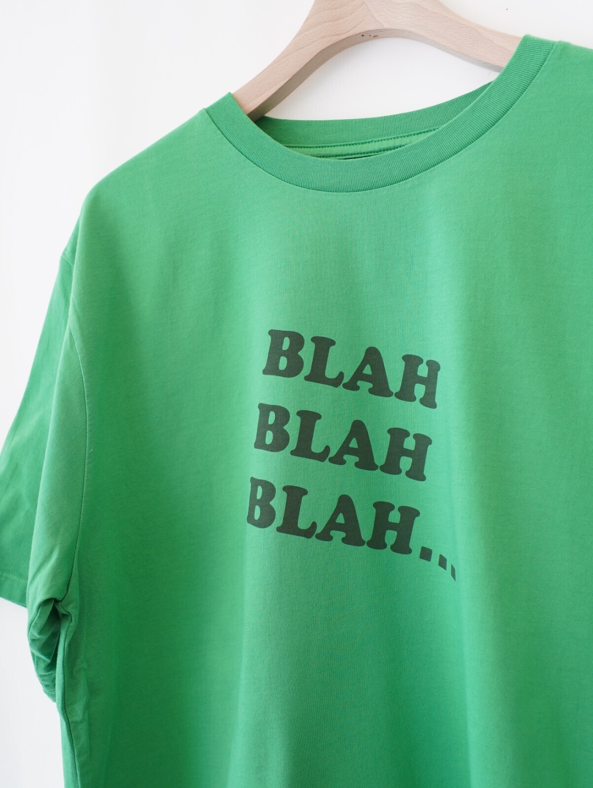 SARTO WOMENS & MENS CREW NECK S/S IMAGE3