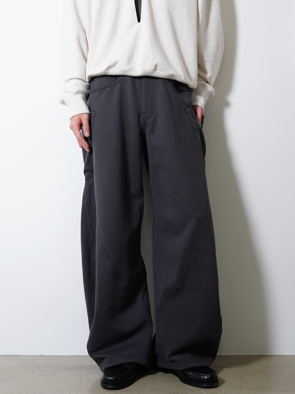 KHOKI WOMENS & MENS 3D Cutting Sweat Pants IMAGE18