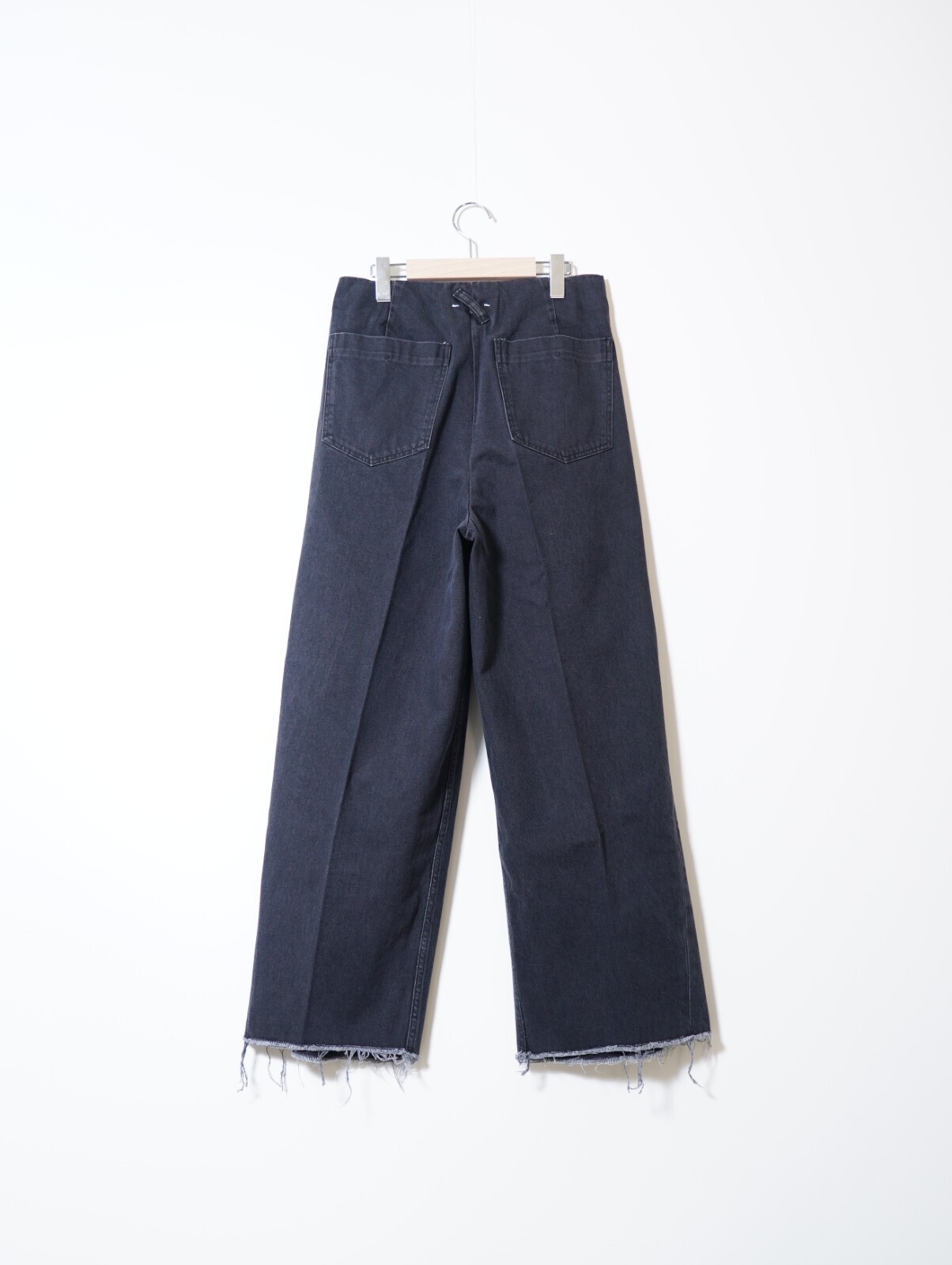 saby 여성 & 남성 TUCK-BAGGY TYPE 3- Surface dyeing Denim -  이미지2