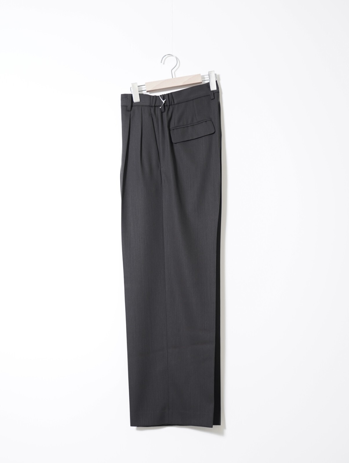 イレニサ メンズ TWO-TUCKS WIDE TROUSERS 画像11