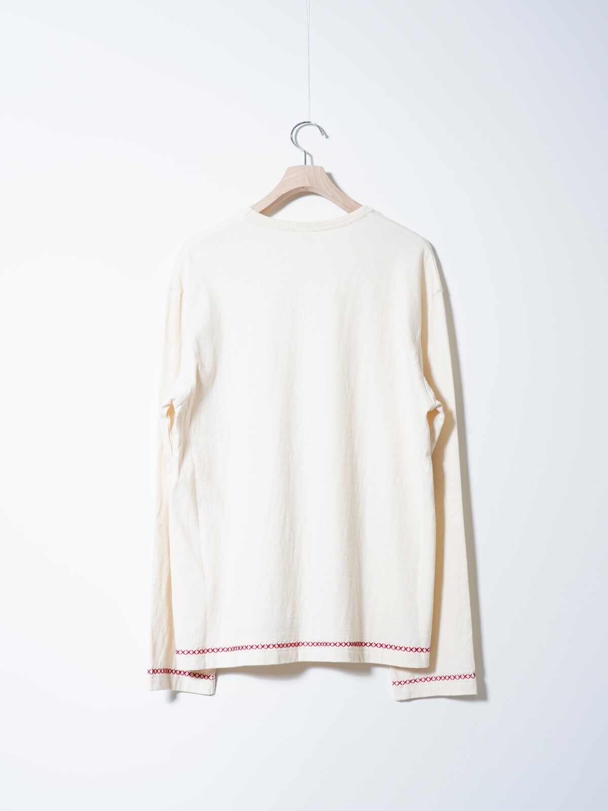 KHOKI 여성 & 남성 Hand-embroidered long sleeve T-shirt 이미지2