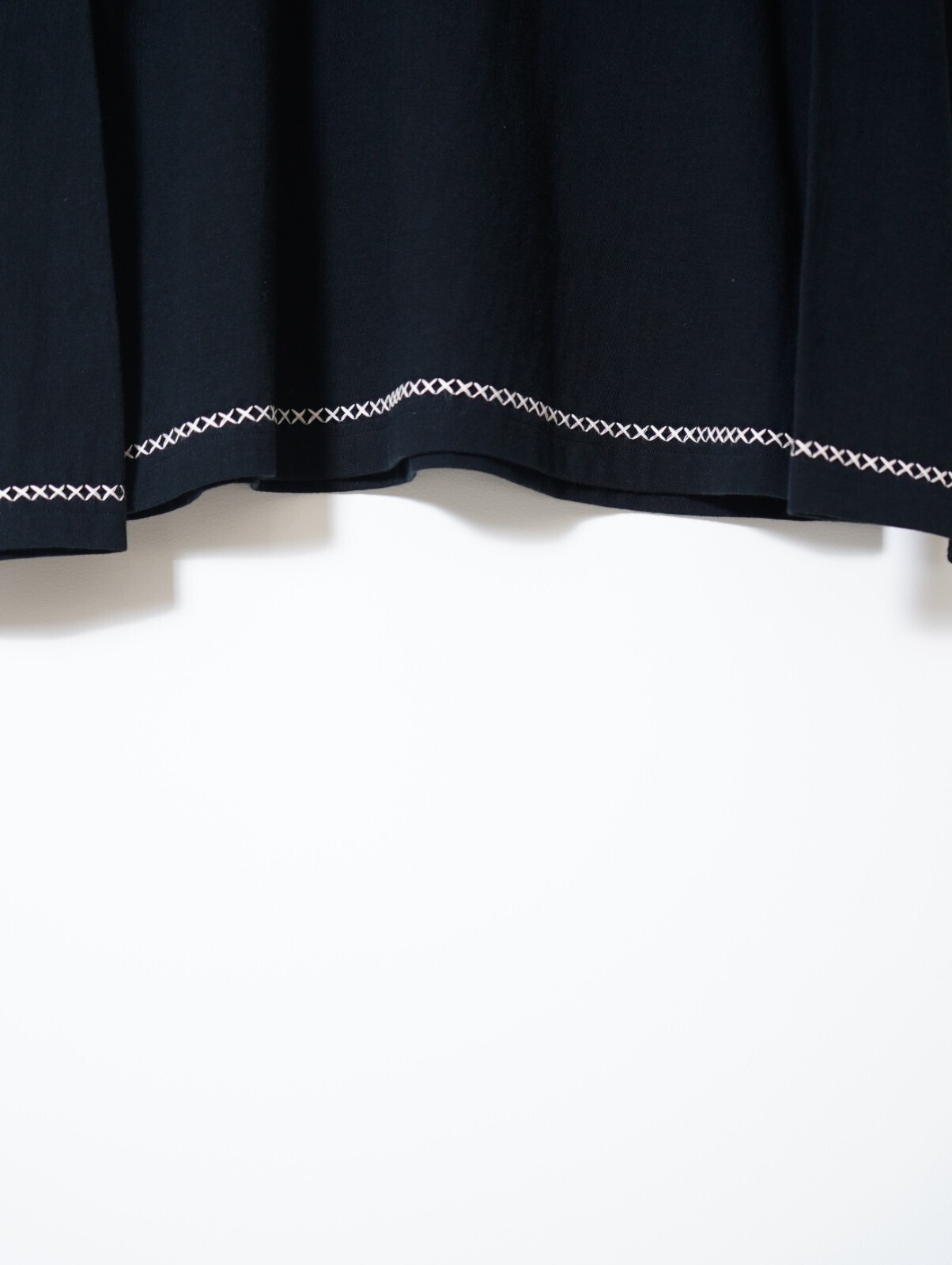 KHOKI 여성 & 남성 Hand-embroidered long sleeve T-shirt 이미지11