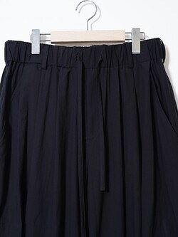 Blanc YM WOMENS & MENS Soft Cotton Knee Tuck Pants IMAGE3