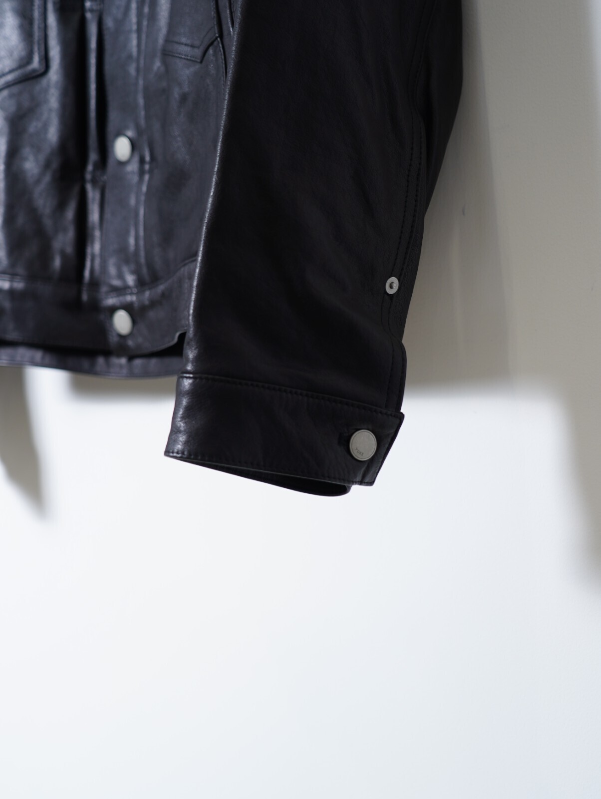 YOKE 女裝 & 男裝 Leather Trucker Jacket 圖片5