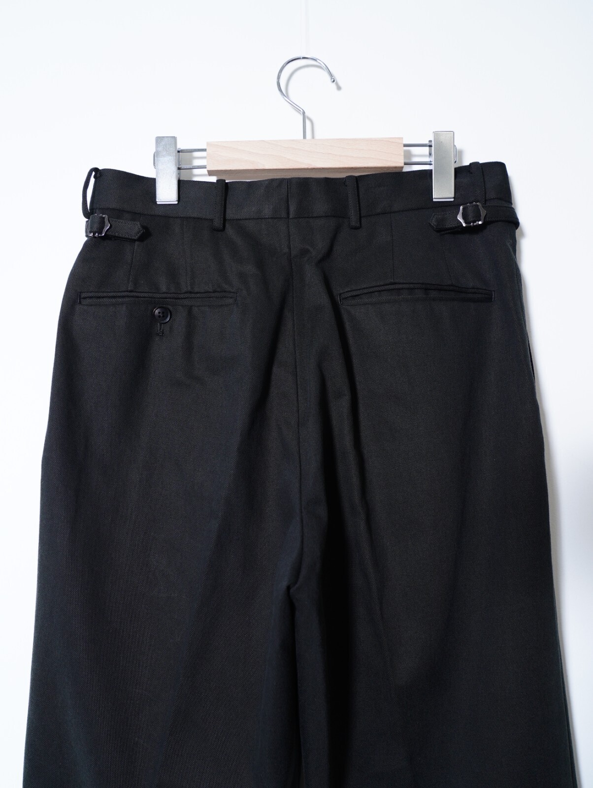 YOKE 남성 1Pleated Wide Tapered Trousers 이미지11