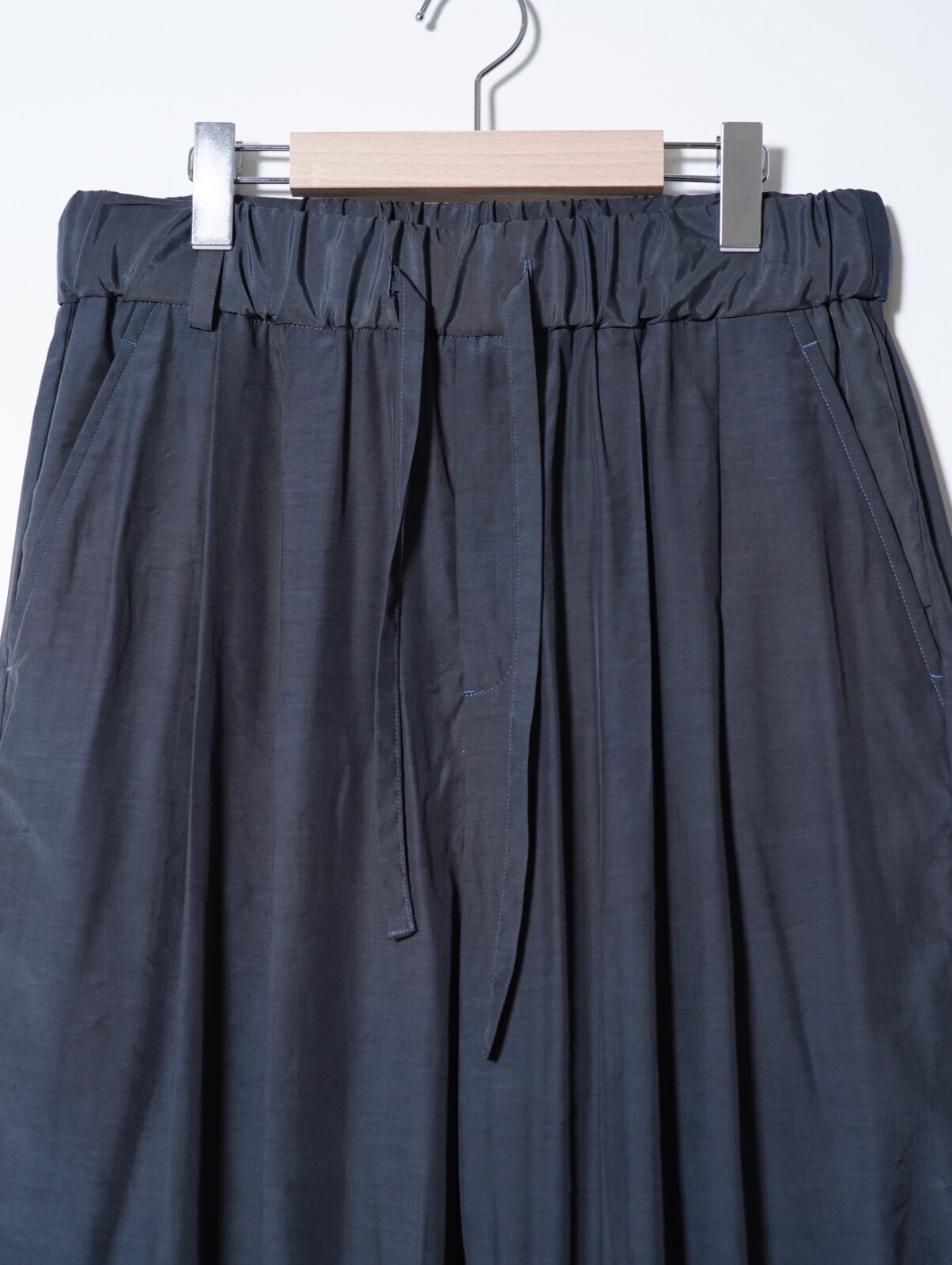 Blanc YM 女裝 & 男裝 Cupro Nylon Browsing Pants 写真3