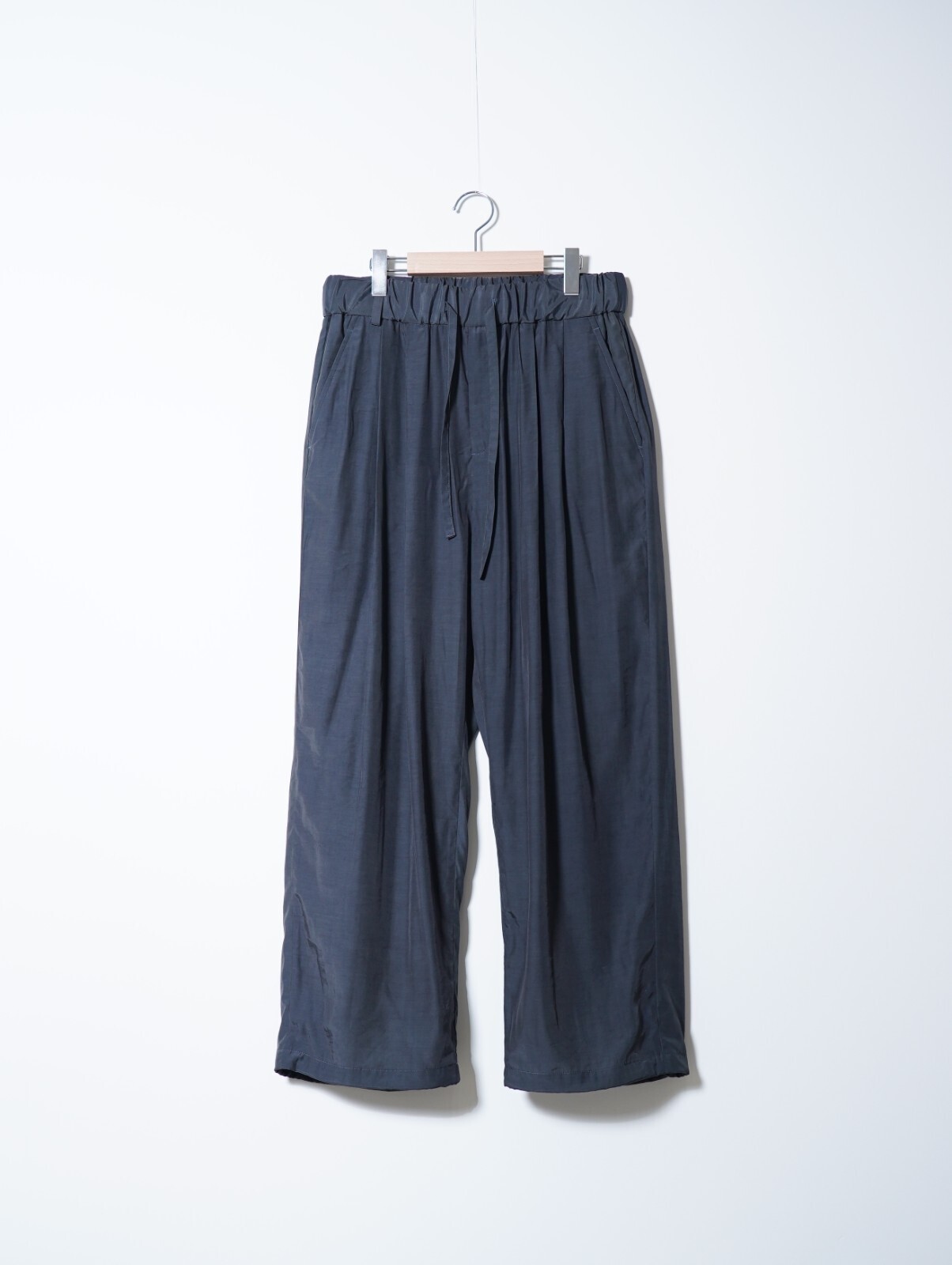 Blanc YM 女裝 & 男裝 Cupro Nylon Browsing Pants 写真1