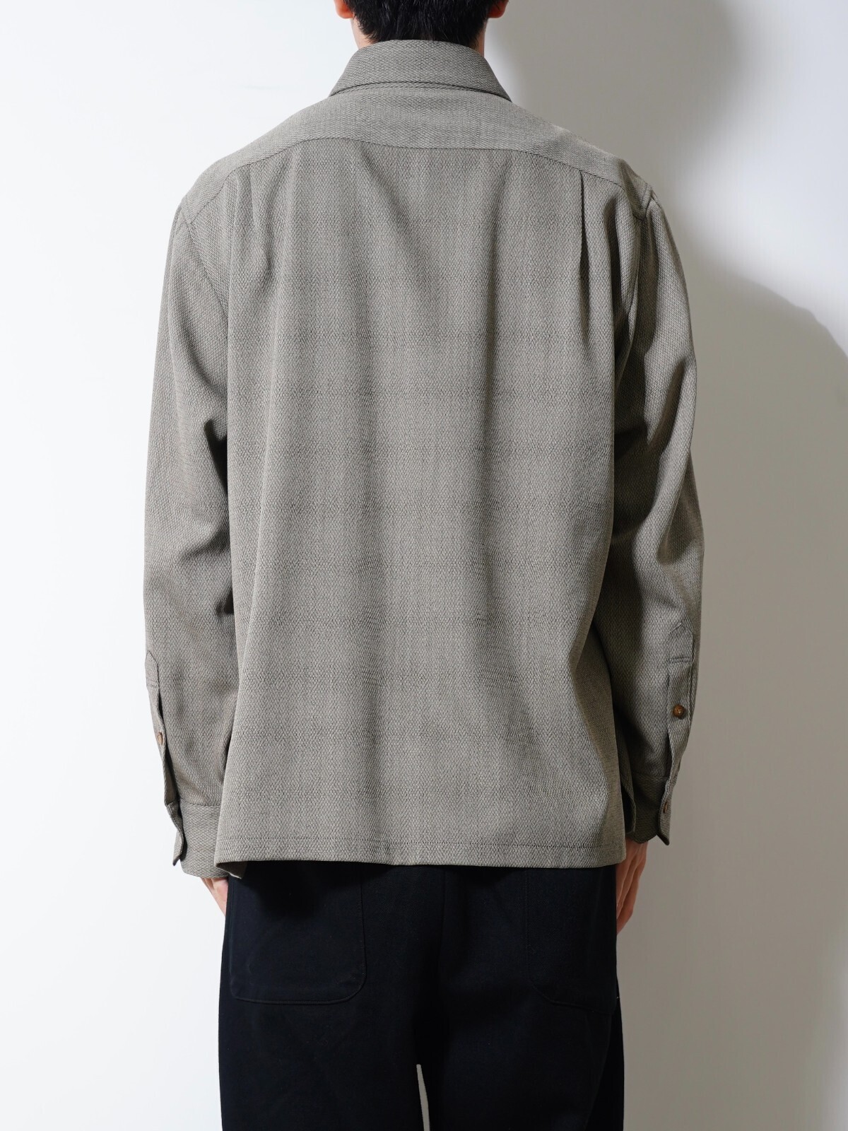 IRENISA 男士 BOXY SHIRT 写真3