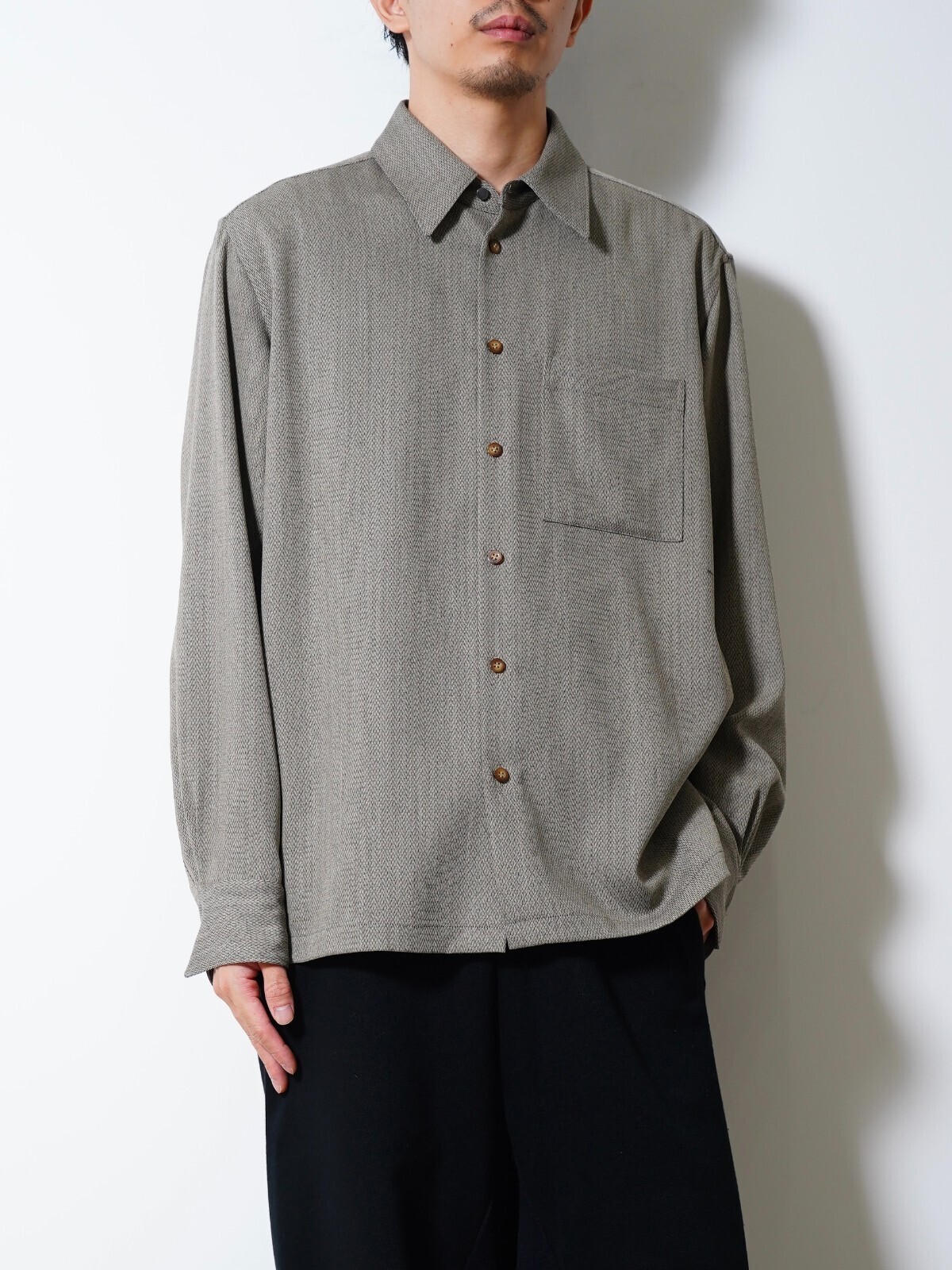 IRENISA 男士 BOXY SHIRT 写真4