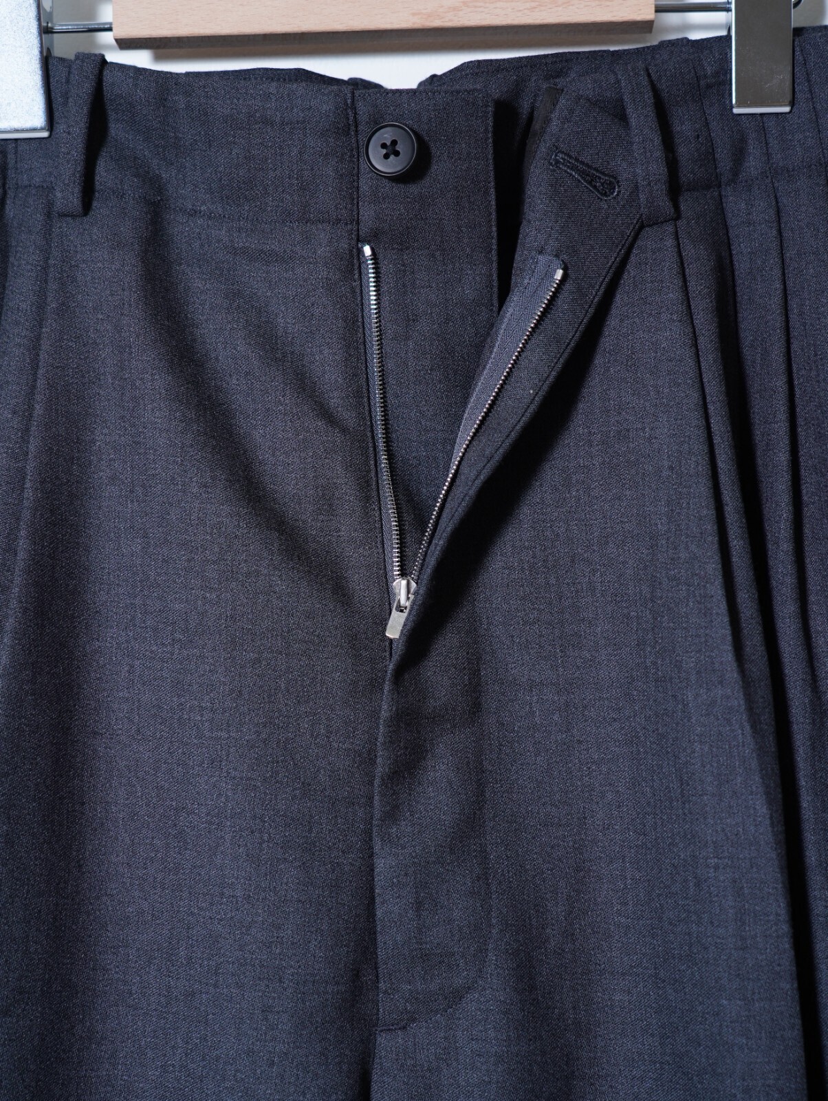 nonnotte 男士 Draping Five-Tuck Wide Trousers 圖片5