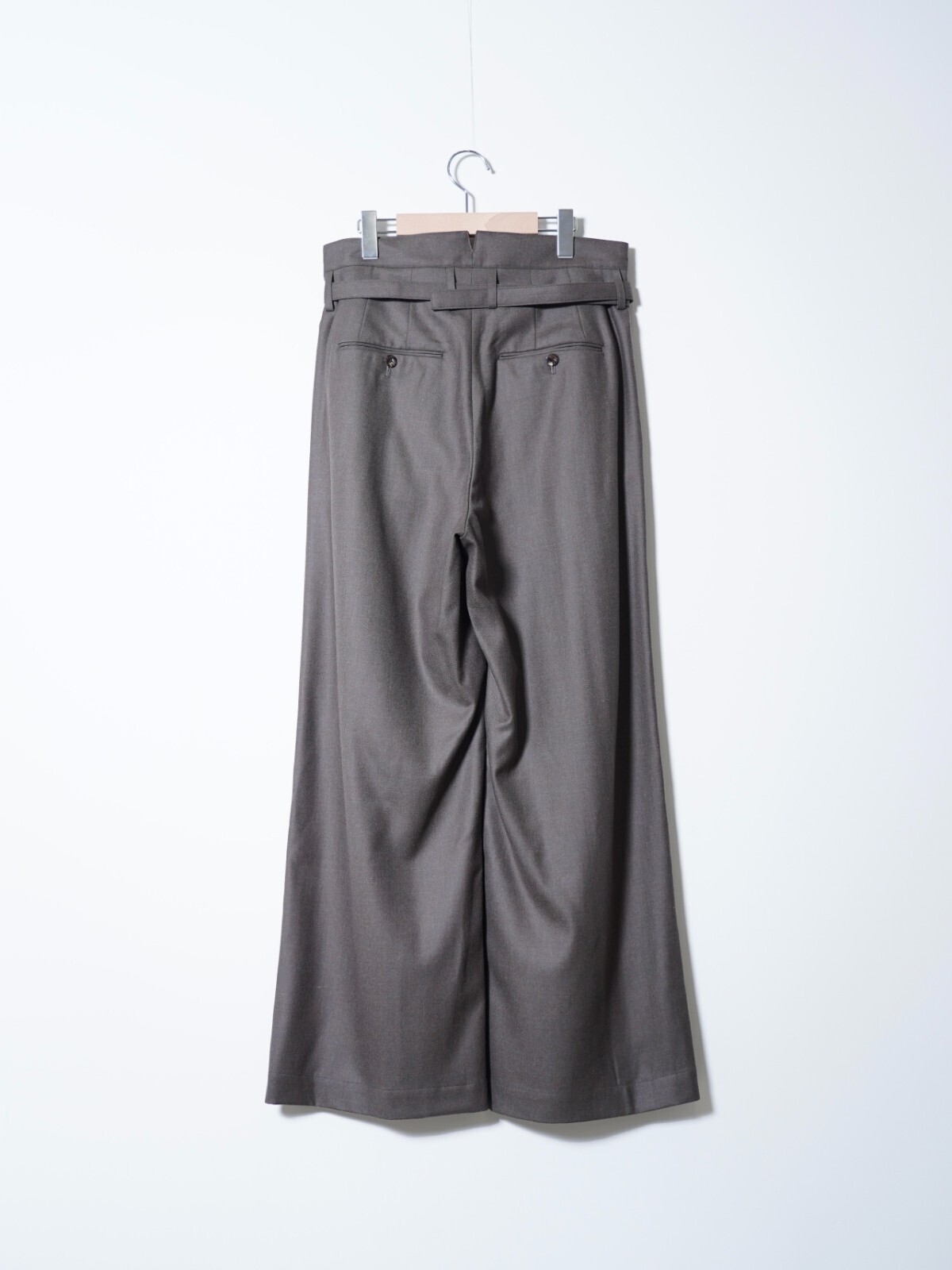 IRENISA MENS BELTED HIGH-WAIST BAGGY PANTS IMAGE2