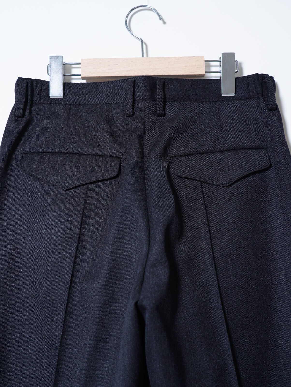 IRENISA MENS ONE-TUCK BAGGY TROUSERS IMAGE5