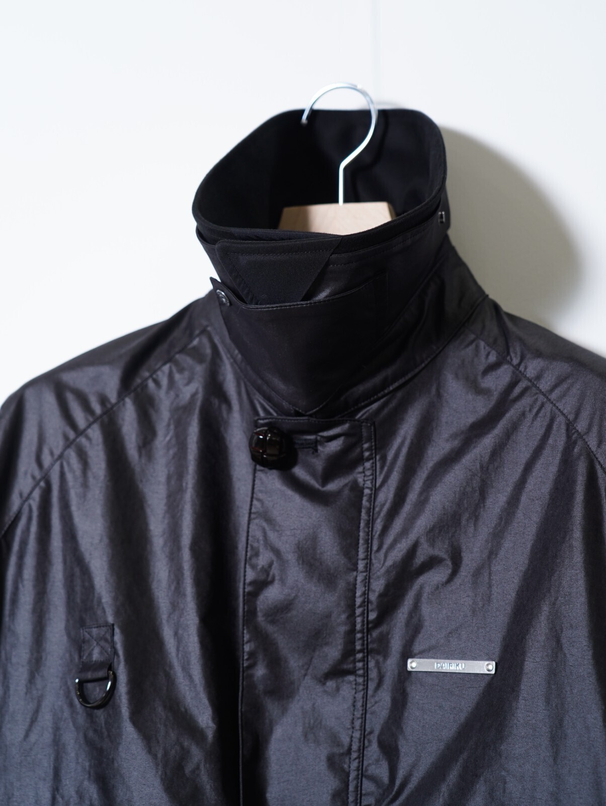 DAIRIKU 남성 "Big Sleeve” Oiled Fisherman Jacket 이미지6