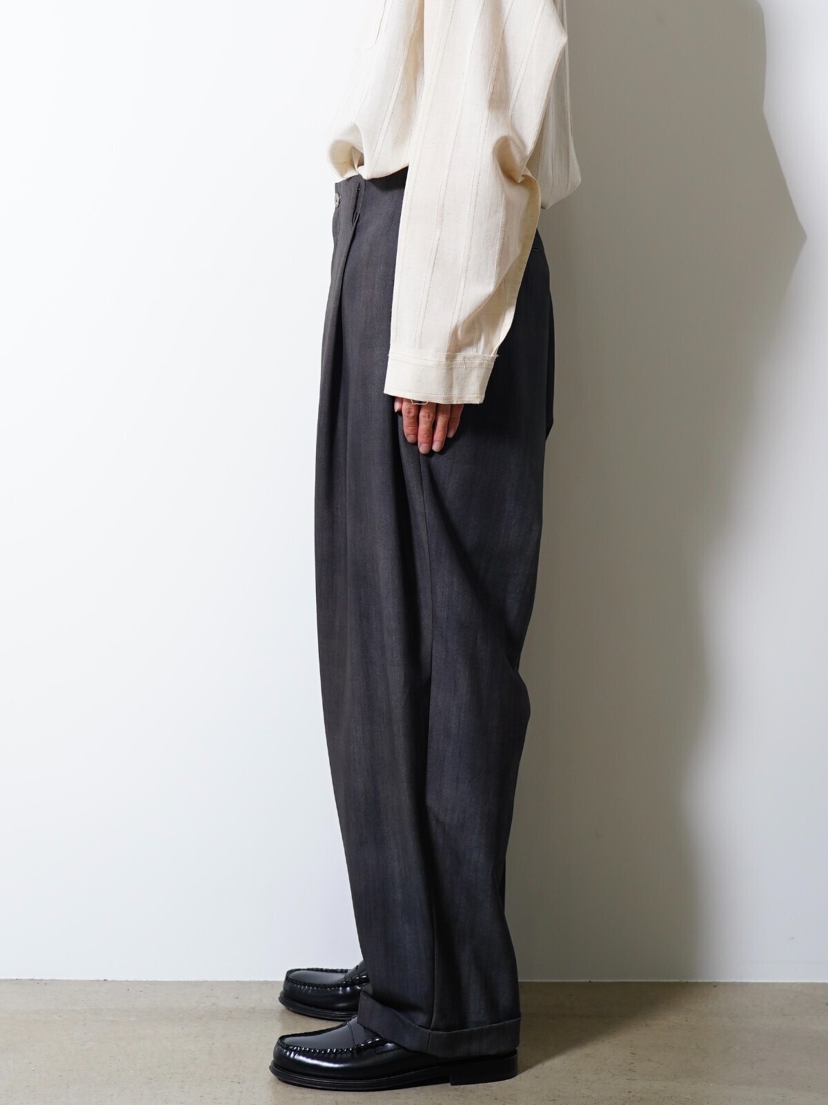 saby 男士 TWO TUCK TROUSERS - Bishu Japan Flow dyeing FAB -  圖片14