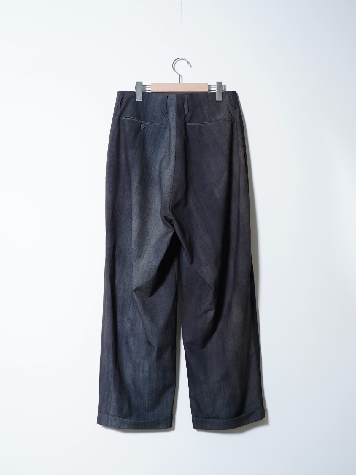 saby MENS TWO TUCK TROUSERS - Bishu Japan Flow dyeing FAB -  IMAGE2