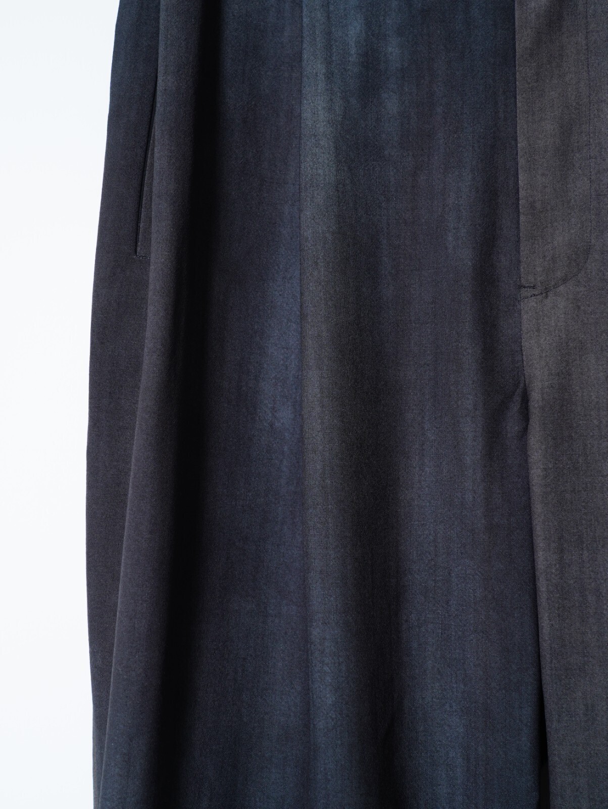 saby MENS TWO TUCK TROUSERS - Bishu Japan Flow dyeing FAB -  IMAGE7