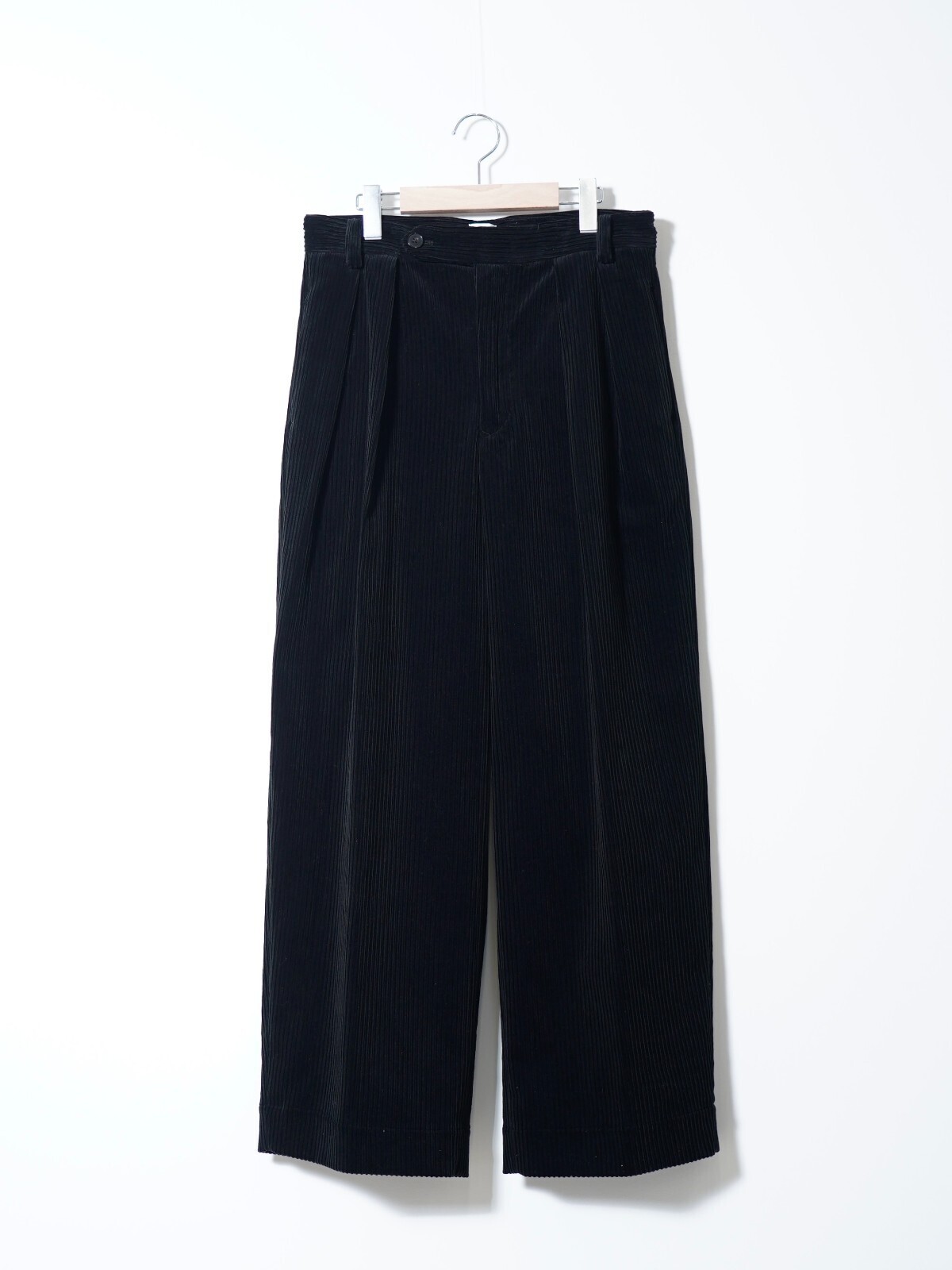 BISOWN MENS MIXED-WALE CORDUROY 2TUCK TROUSERS IMAGE1