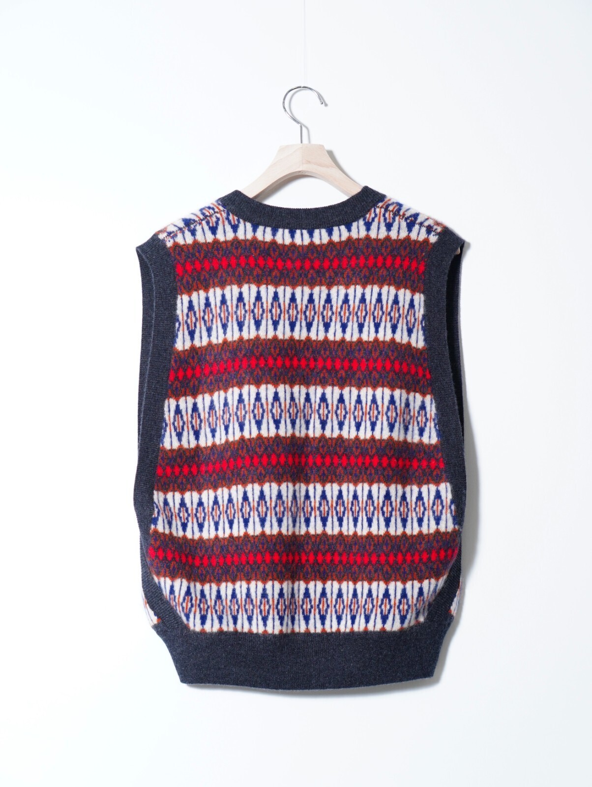 BISOWN WOMENS & MENS CASHMERE MIX PATTERN VEST IMAGE2