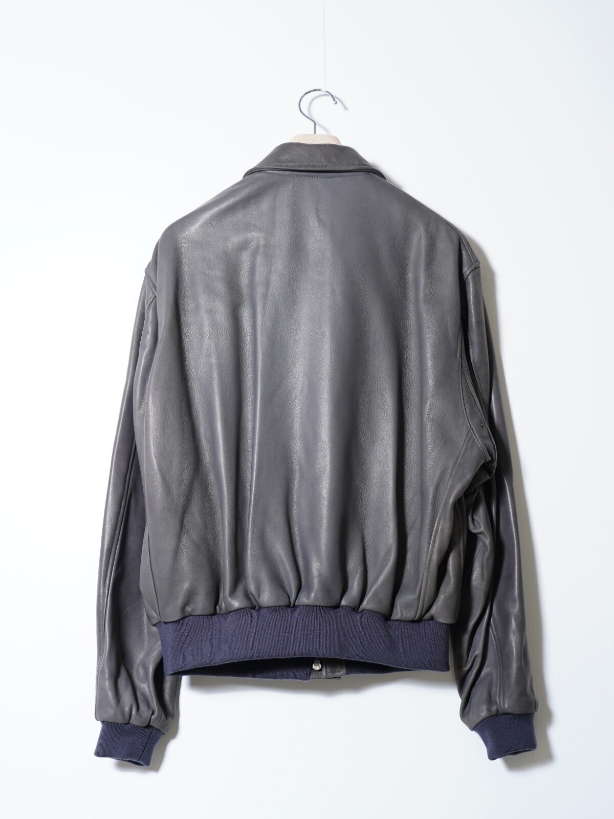YOKE 남성 Lamb Leather Bomber Jacket 이미지2