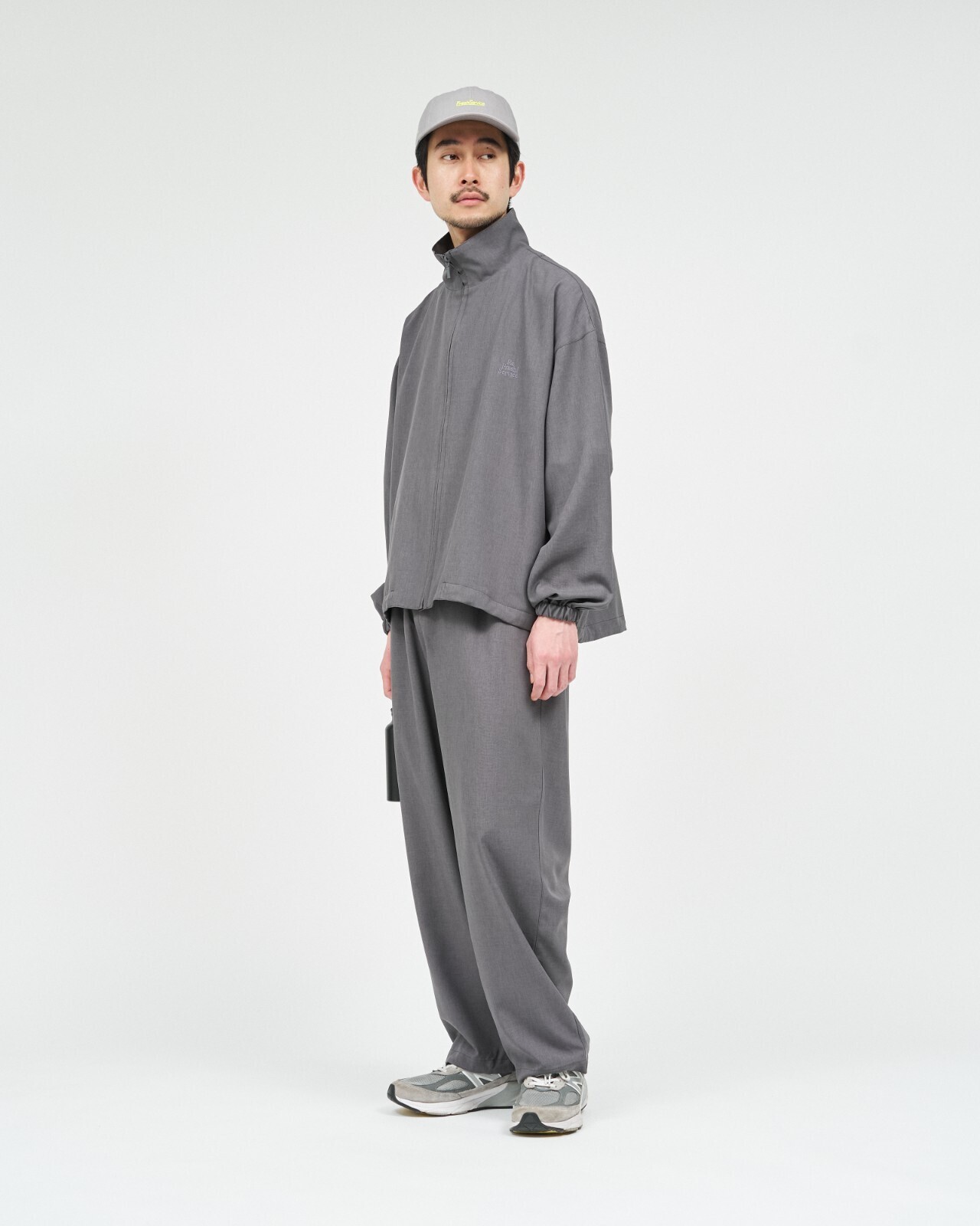 FreshService WOMENS & MENS SYNTHETIC WOOL TRACK SUIT IMAGE13