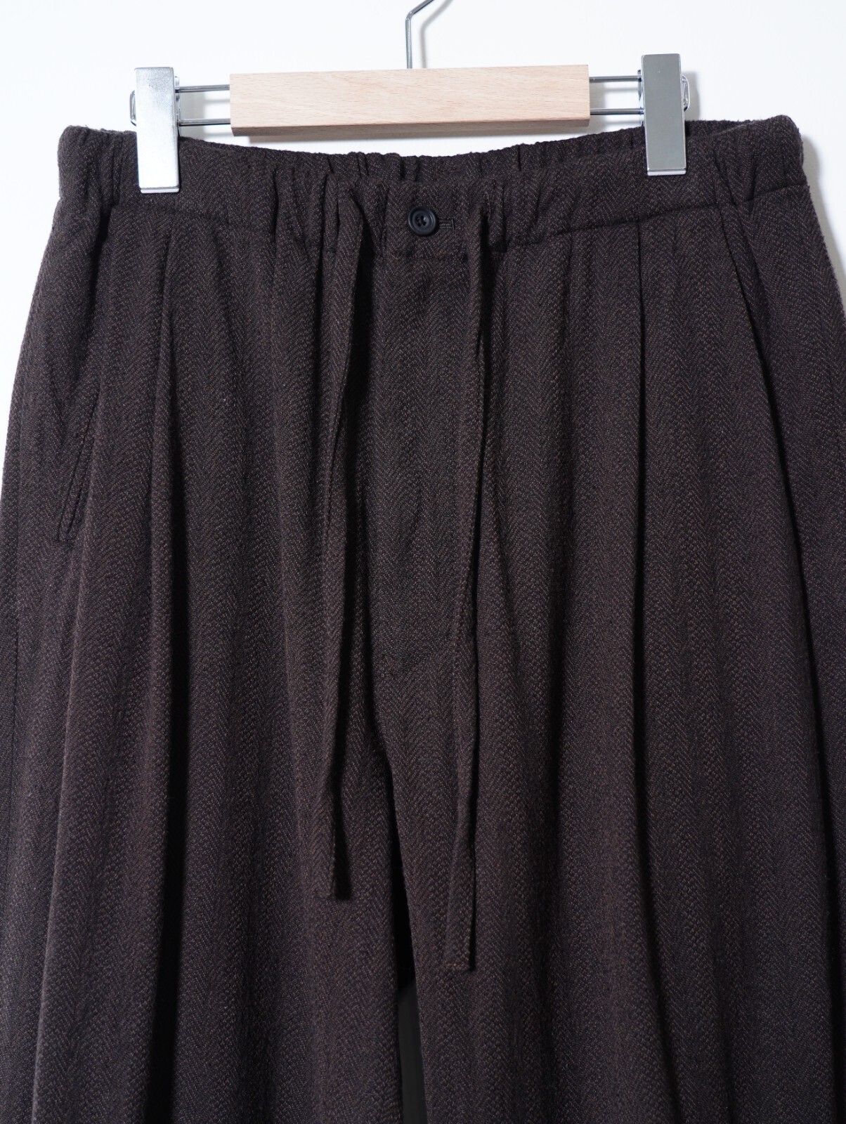 ULTERIOR 남성 WASHED W/S HERRINGBONE DRAWSTRING WIDE PANTS 이미지3