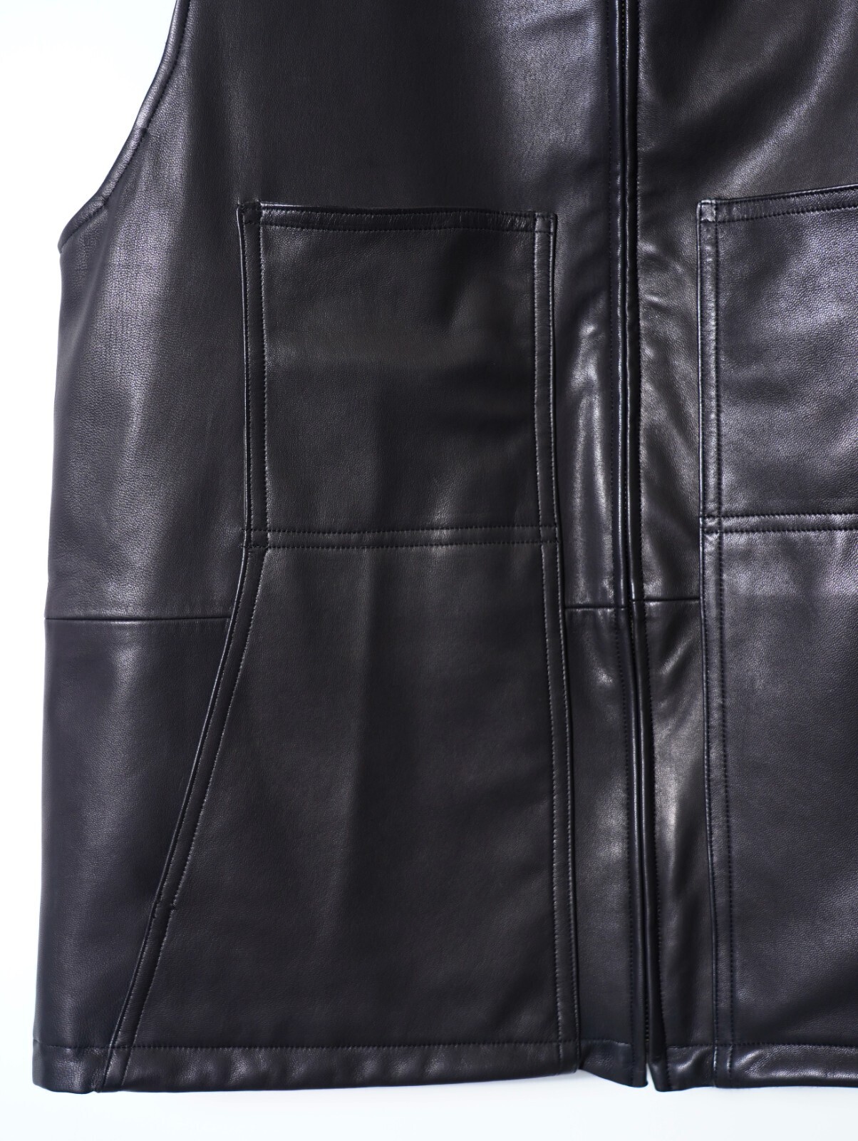 BISOWN WOMENS & MENS EX.) Lamb Leather / Wool Silk Reversible Vest IMAGE14