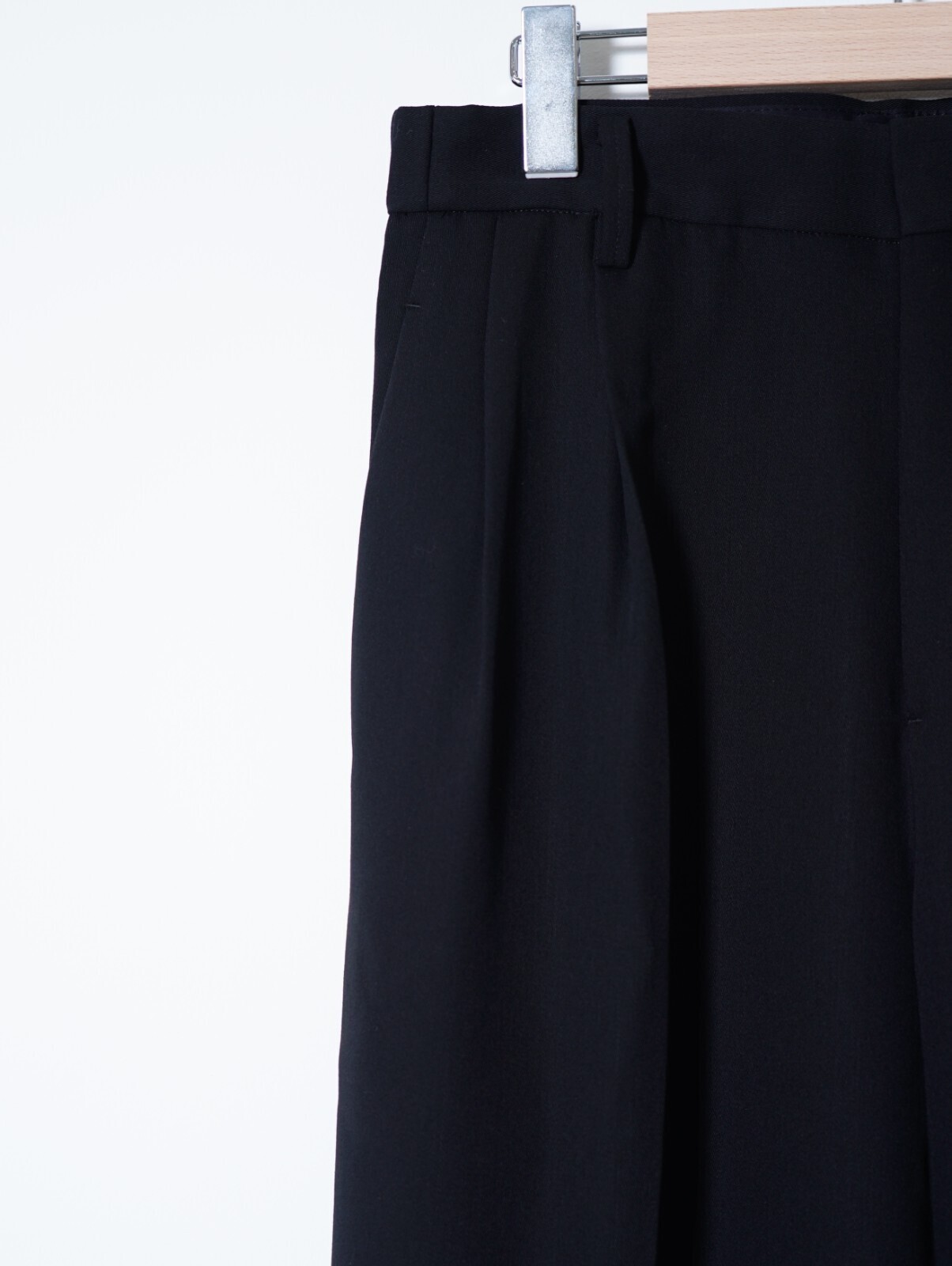 IRENISA 남성 TWO-TUCKS WIDE TROUSERS 이미지6