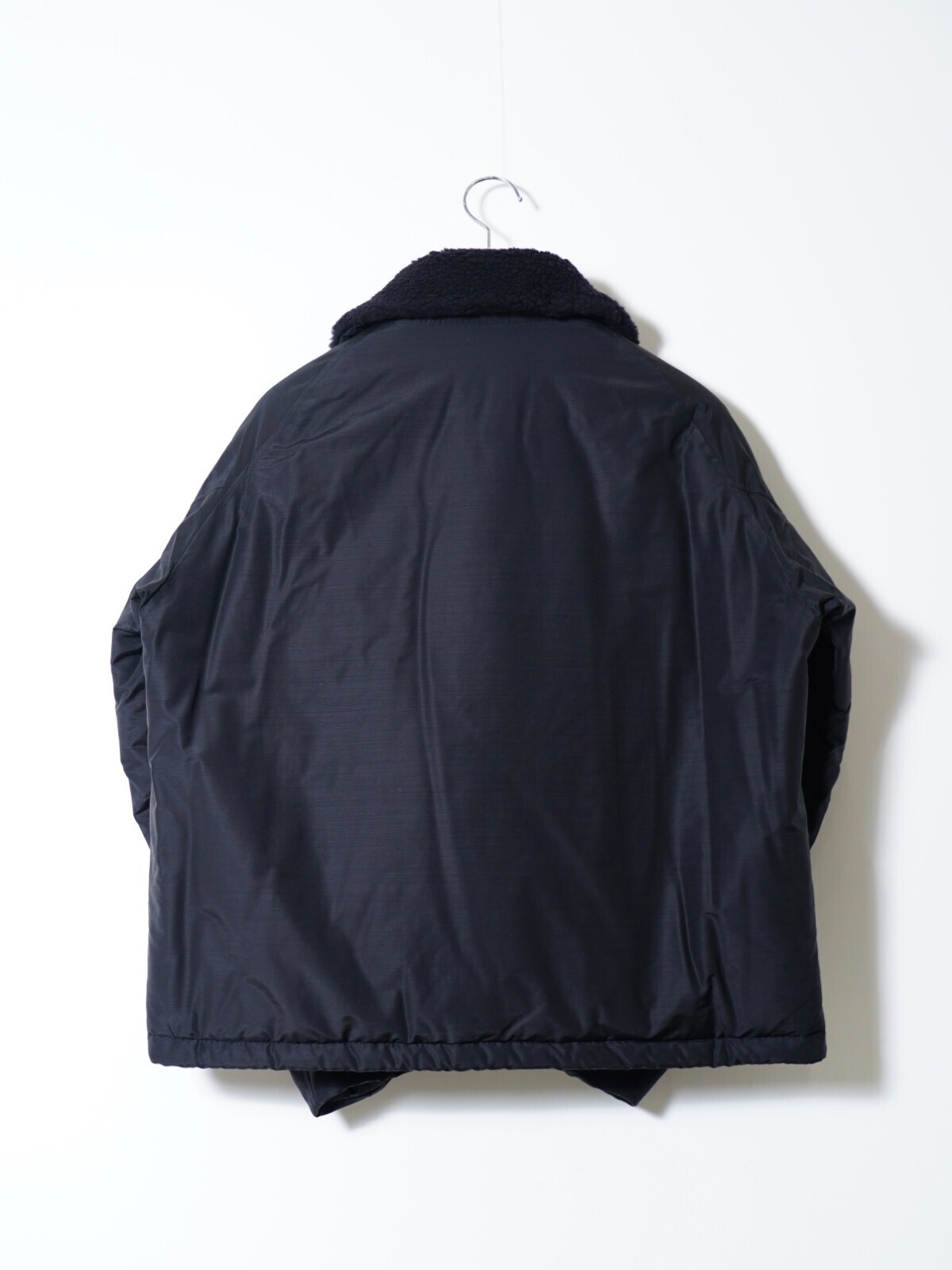 Product Twelve 남성 Light Wool Nylon Puffer Jacket 이미지9
