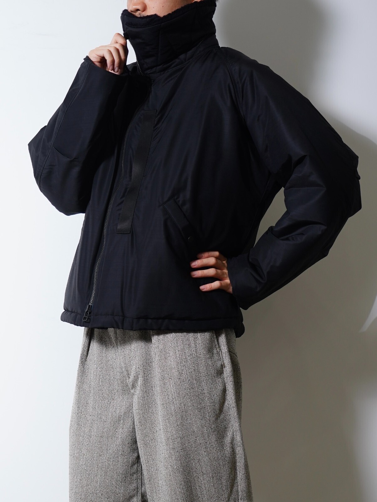 Product Twelve 남성 Light Wool Nylon Puffer Jacket 이미지6