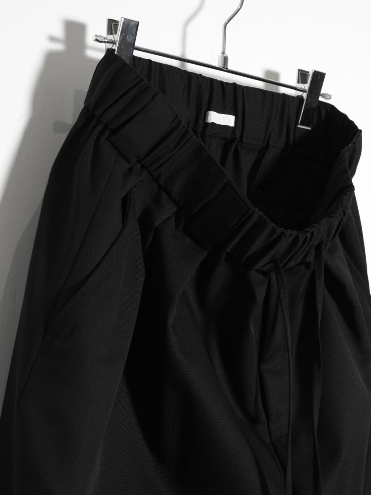 Blanc YM 女裝 & 男裝 Wide Easy Half Trousers 圖片4