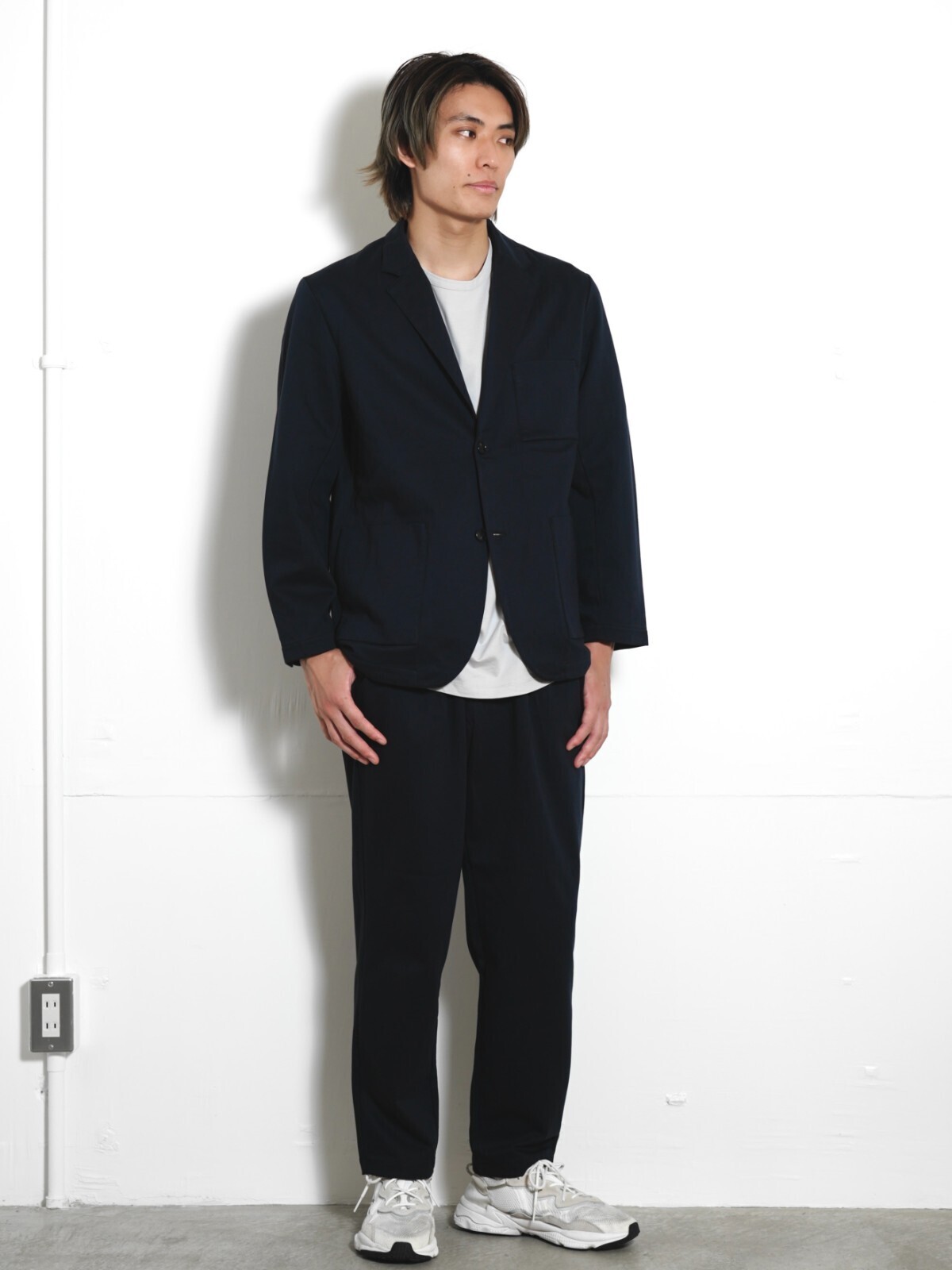 CURLY&Co. 남성 Peach Gabardine Trousers 이미지8