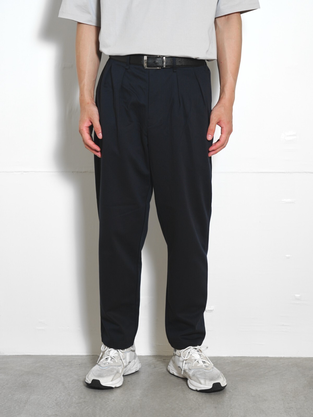 CURLY&Co. 男士 Peach Gabardine Trousers 图片1