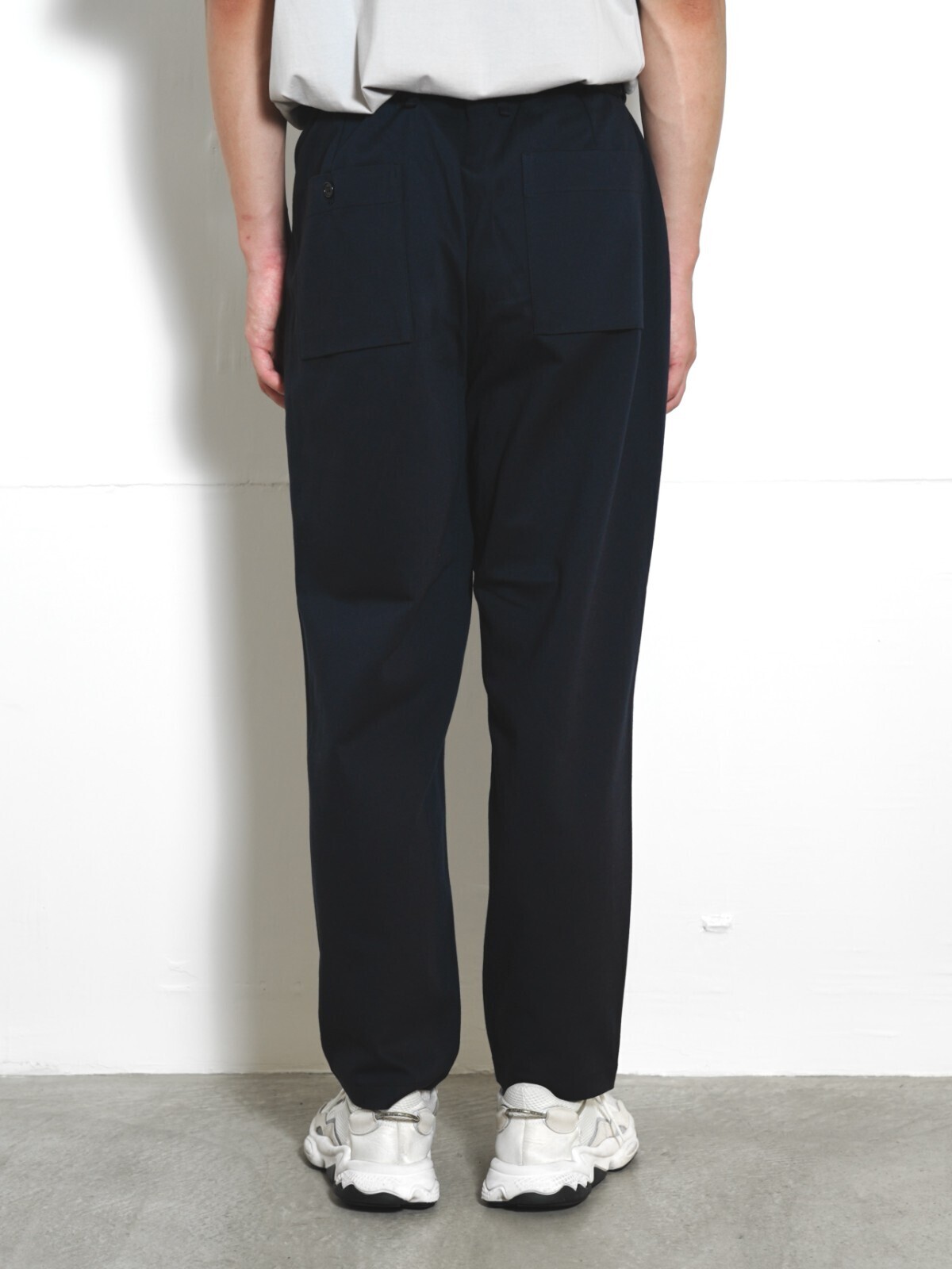 CURLY&Co. 남성 Peach Gabardine Trousers 이미지3