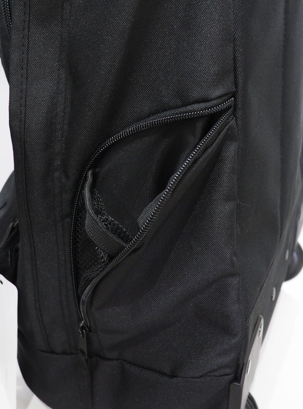 FreshService WOMENS & MENS CLASSIC AIRPORTER IMAGE7