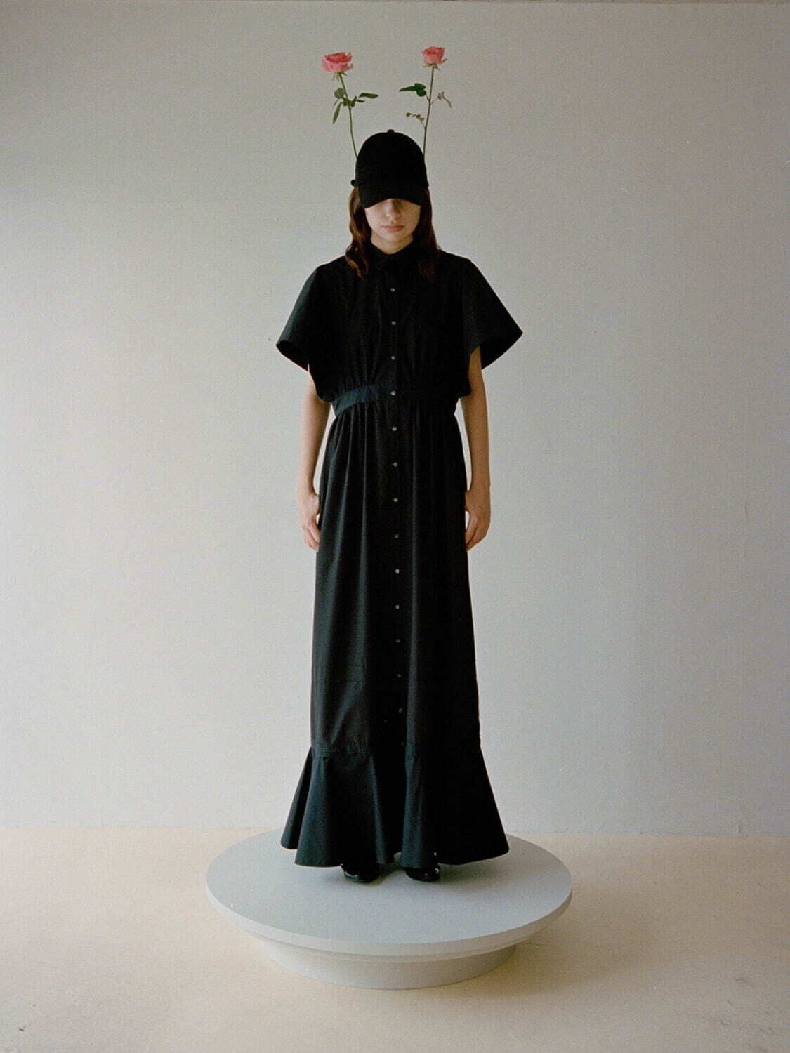 mister it. WOMENS & MENS Moi (23SS) IMAGE7