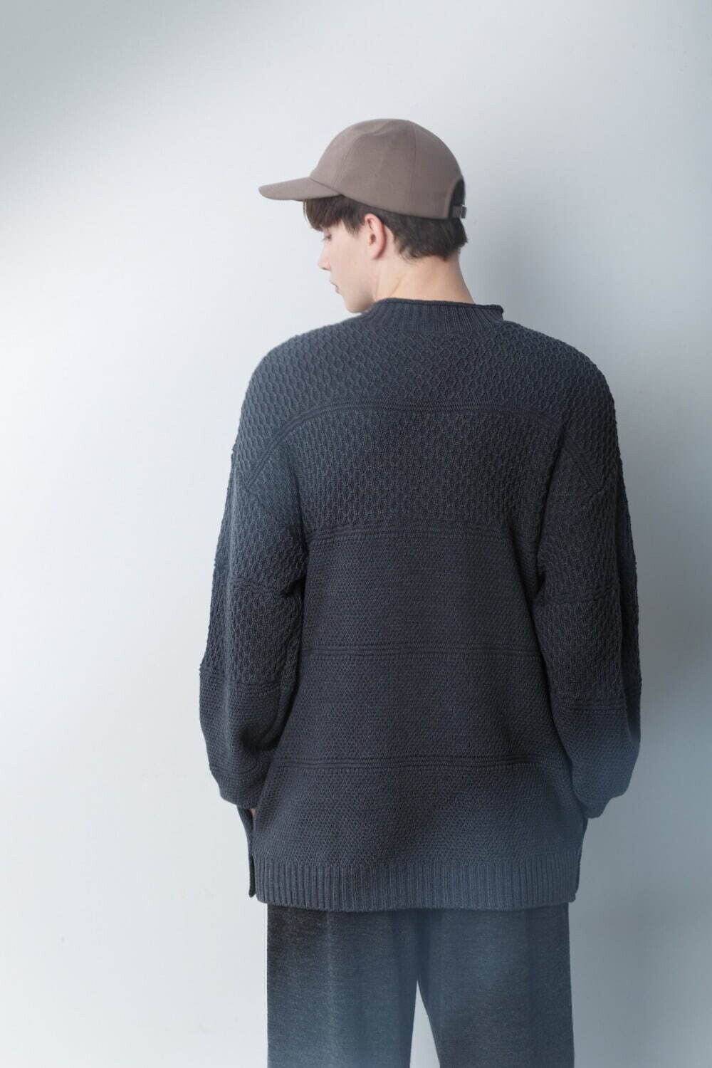 CURLY&Co. WOMENS & MENS Big Silhouette Waffle P/O Knit IMAGE4