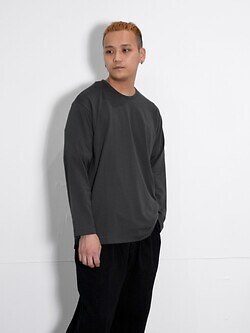 カーリー レディース & メンズ チェーンステッチロングTシャツ 写真6