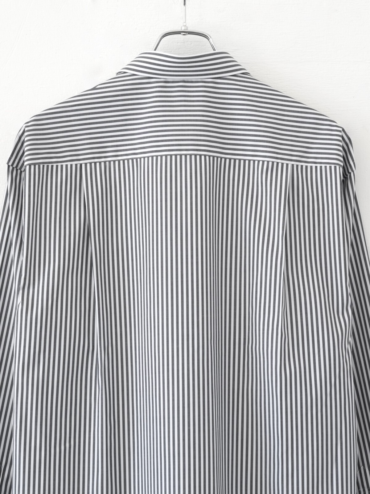 FUJI 女士 & 男士 Composed Stripe Shirt  图片6